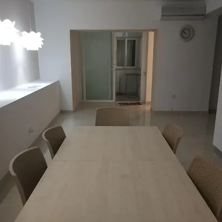 Lux Ta Xbiex